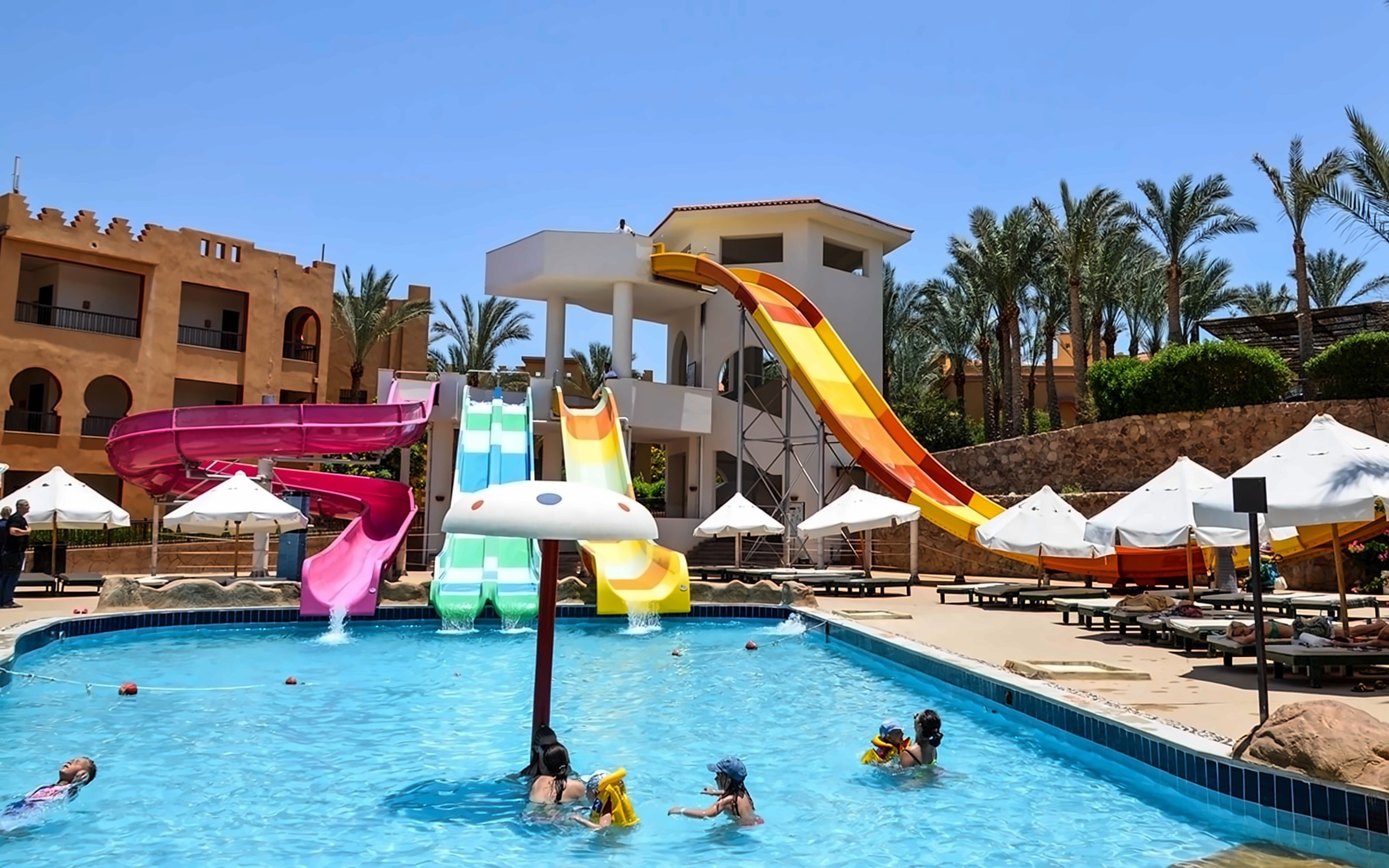 Rehana royal beach resort aquapark spa египет. Отель Рехана Роял Бич Шарм-Эль-Шейх. Rehana Royal Beach Aqua Park 5*. Рехана Роял Бич 5 Шарм-Эль-Шейх. Отель Рехана Шарм Резорт 5 Шарм-Эль-Шейх.