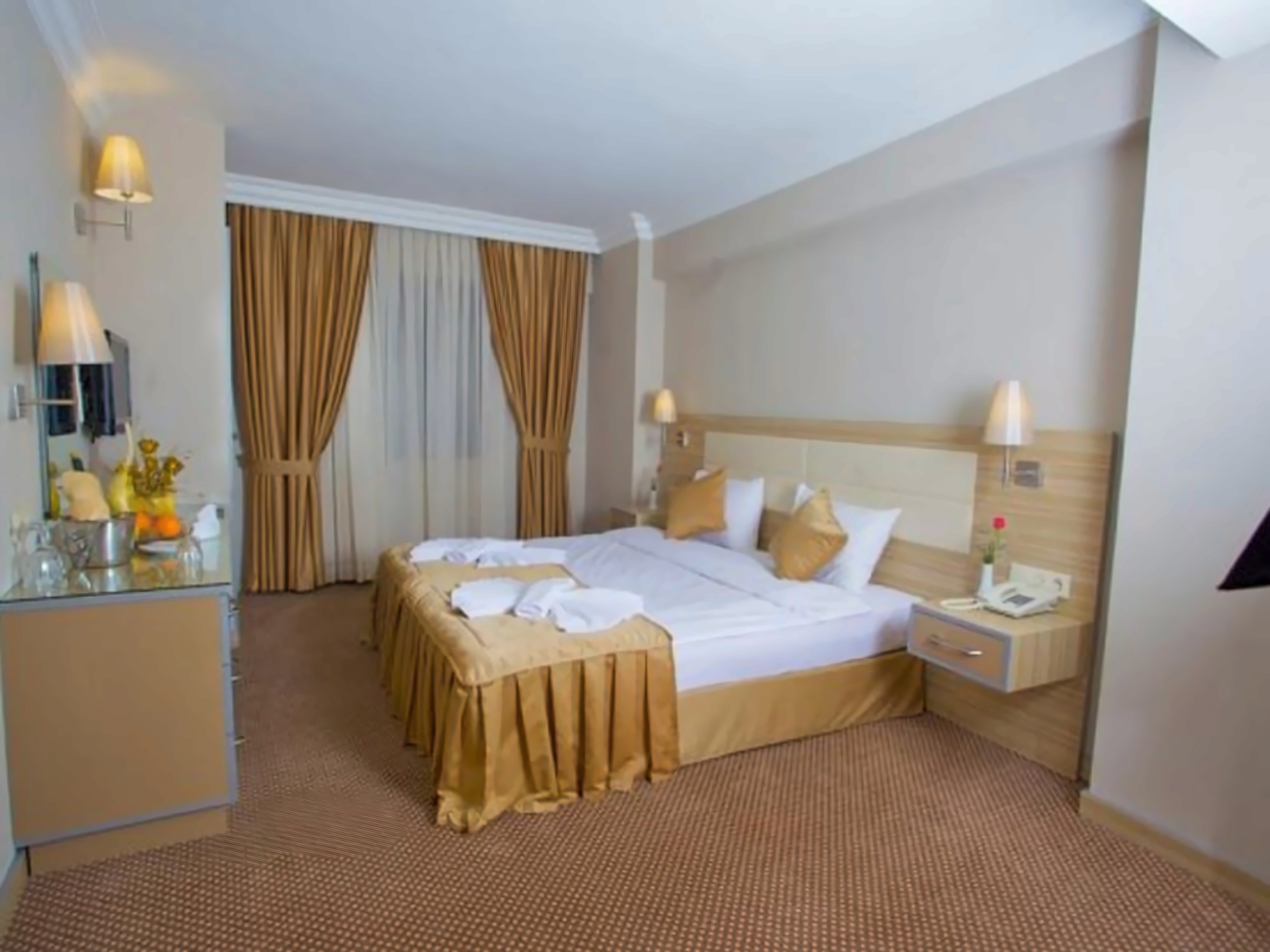 laleli emin hotel 3*