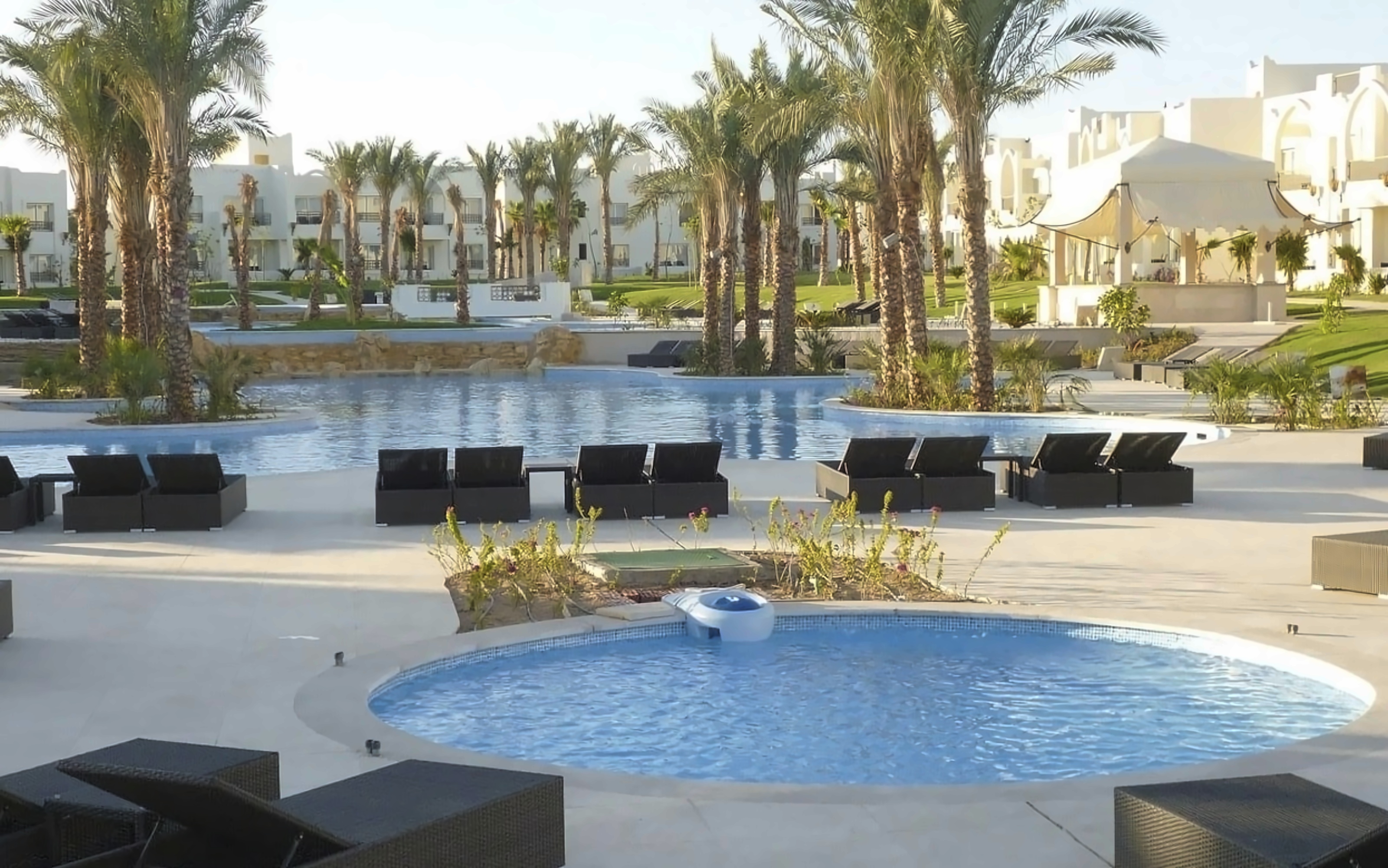 Египет отель sonesta beach 5. Royal holiday resort. Le royal holiday resort. Ле роял холидей резорт шарм-эль-шейх. Ле роял холидей резорт шарм-эль-шейх.