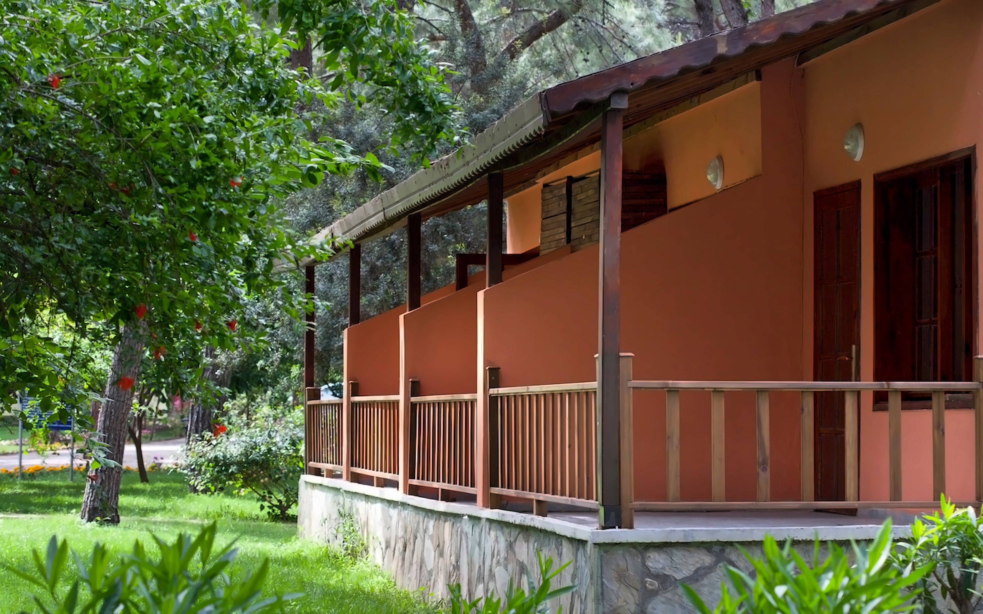 Beach club pinara. Бич клаб пинара кемер. Бухта клеопатры текирова. Пинара текирова. Отель пинара текирова.