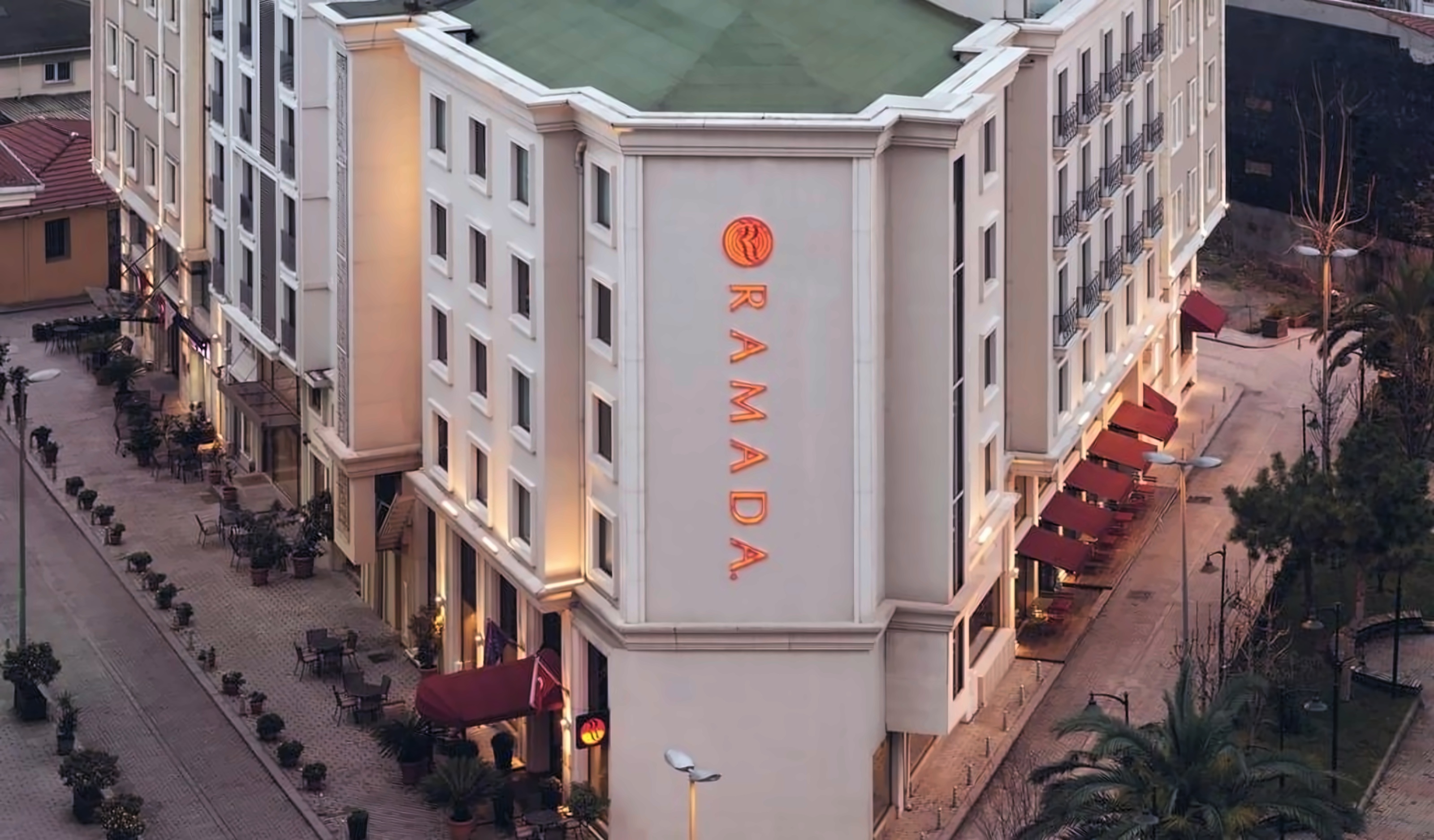 ramada istanbul grand bazaar hotel iletişim