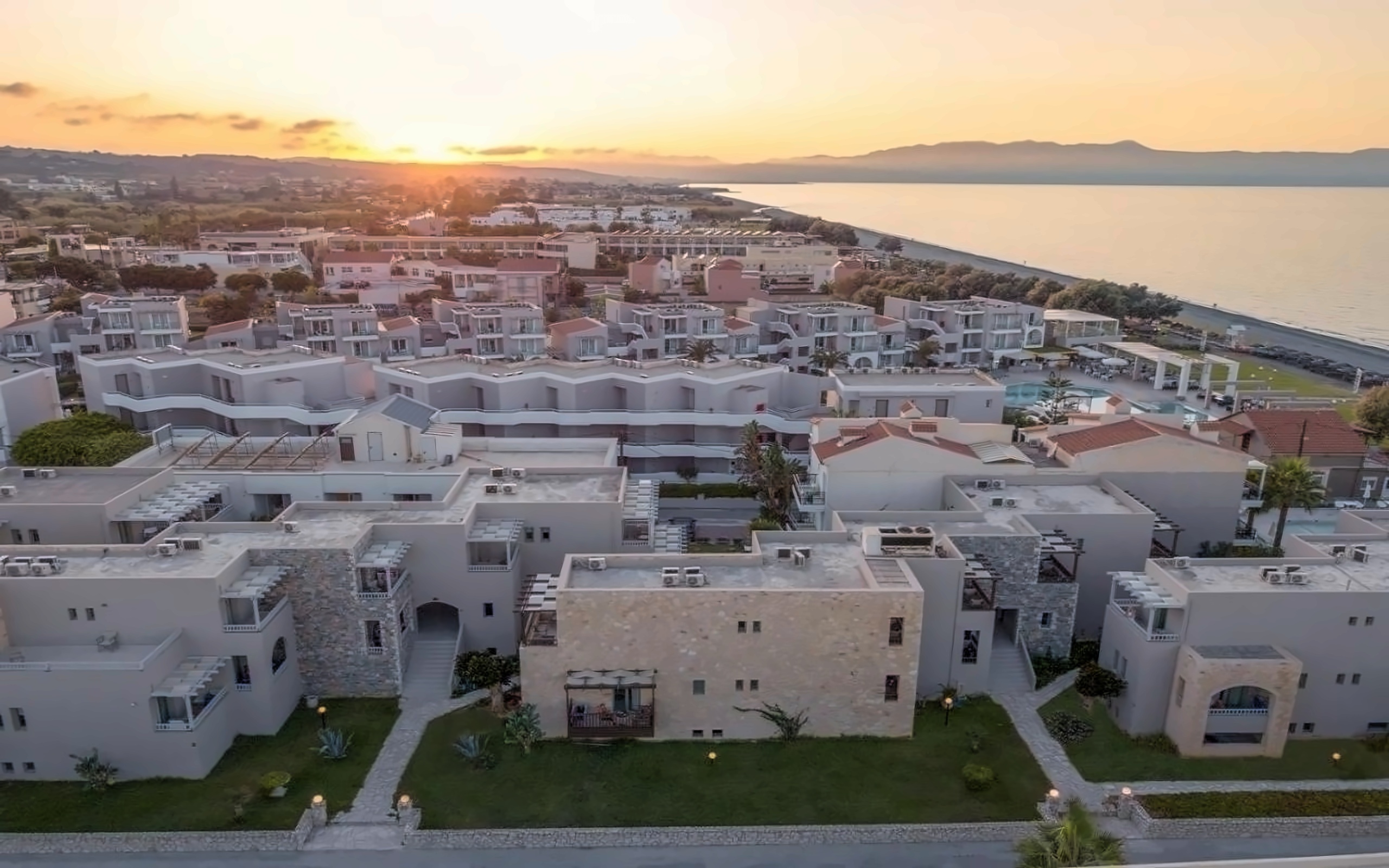 Erato Beach Hotel (Adults Only 17+) Chania - Platanias Greece photo, price  for the vacation from Join UP!